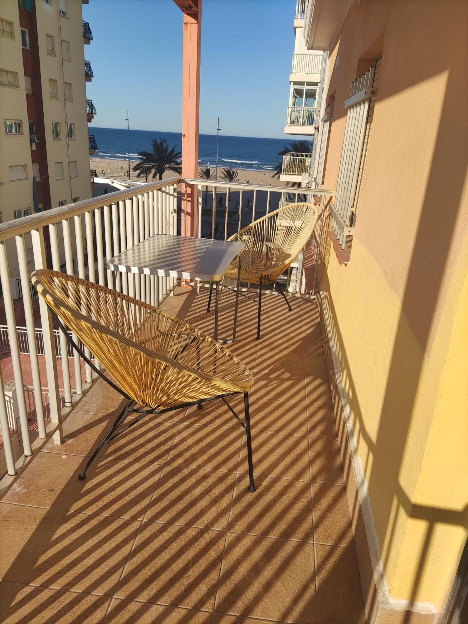 Apartamento En Playa De Gandia Apartment Exterior photo